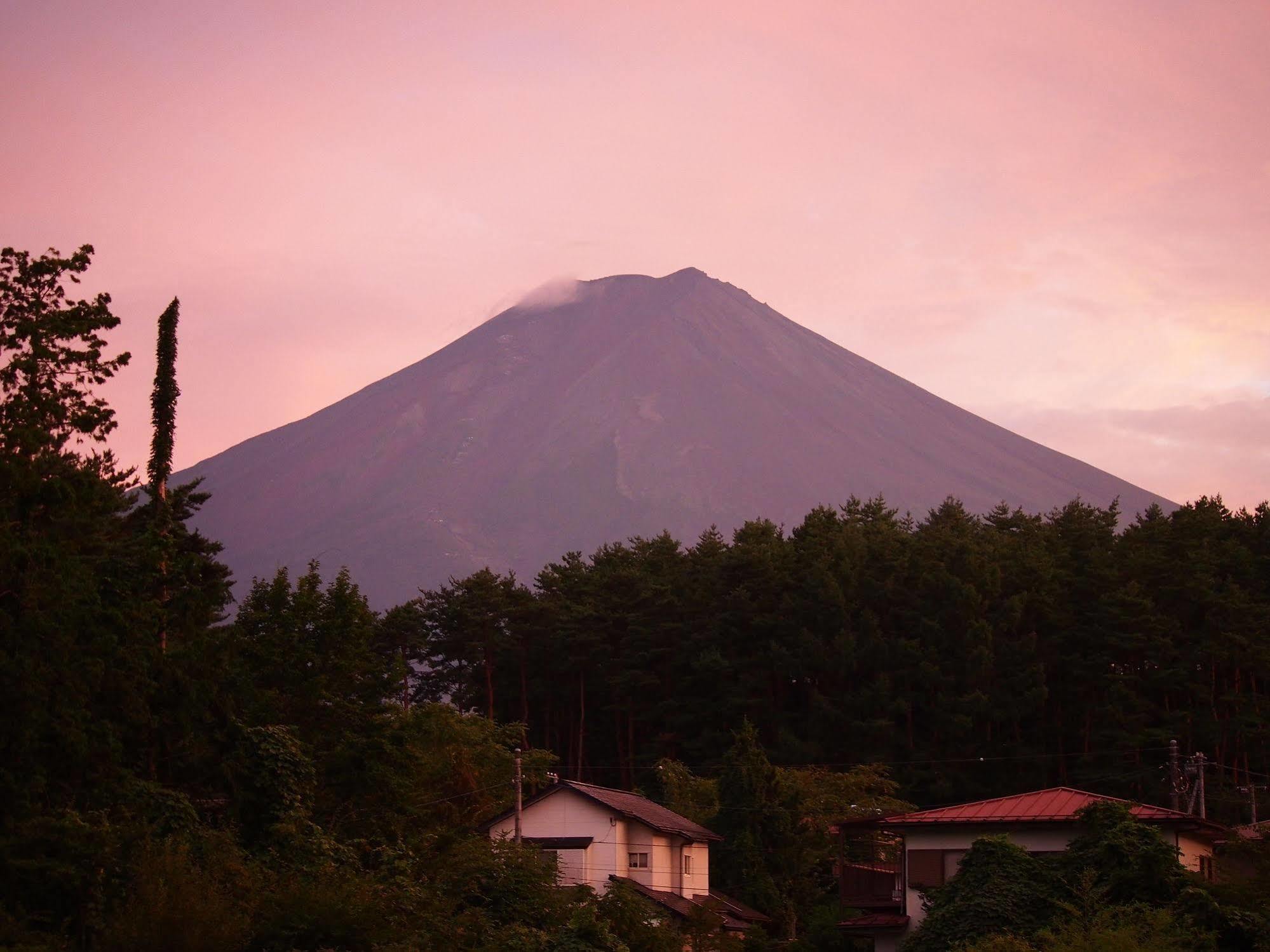 Mtfuji Guest House Kikkake Fujiyoshida Exterior foto